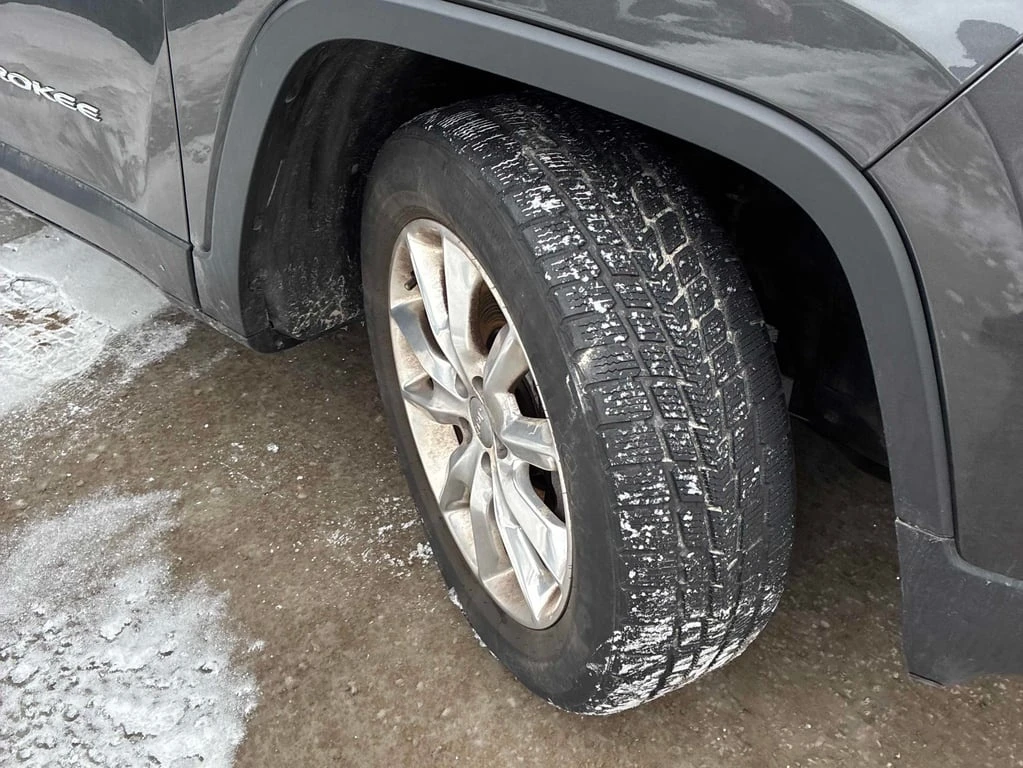 Jeep Cherokee * Limited * CARFAX * ��� ������������ ������ | Mobile.bg � ����������� 7