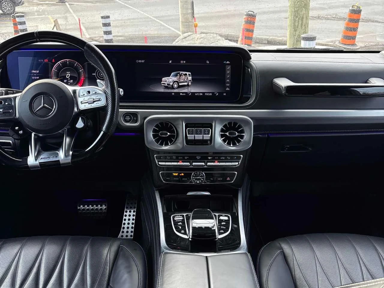 Mercedes-Benz G 63 AMG * CARFAX * ОБДУХВАНЕ * 360 * BURMESTER, снимка 9 - Автомобили и джипове - 53714815