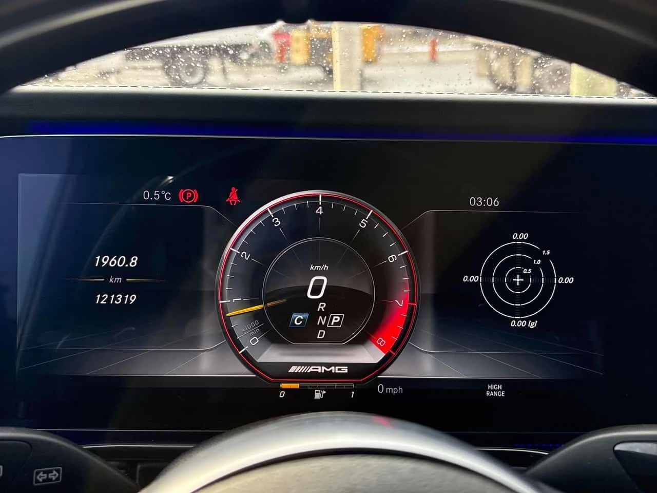 Mercedes-Benz G 63 AMG * CARFAX * ОБДУХВАНЕ * 360 * BURMESTER, снимка 8 - Автомобили и джипове - 53714815