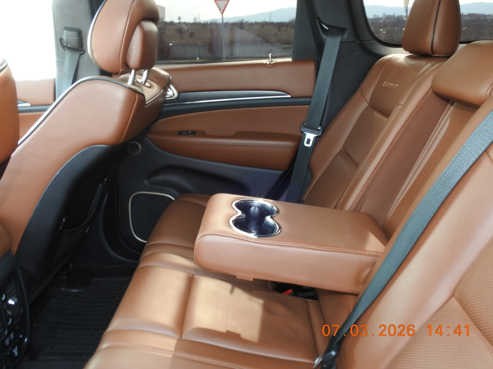 Jeep Grand cherokee Summit, снимка 12 - Автомобили и джипове - 53758691