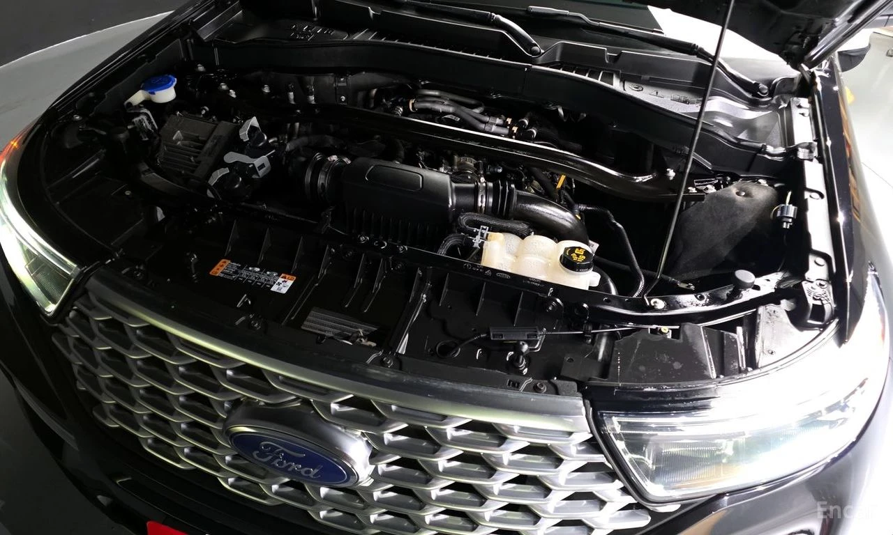 Ford Explorer PLATINUM* B&O* ПОДГРЕВ* ОБДУХВАНЕ* 360 КАМЕРИ, снимка 5 - Автомобили и джипове - 54303894