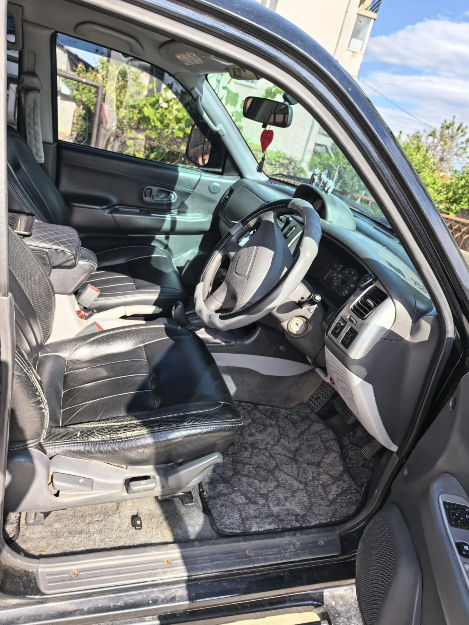 Mitsubishi Pajero sport, снимка 10 - Автомобили и джипове - 54729013