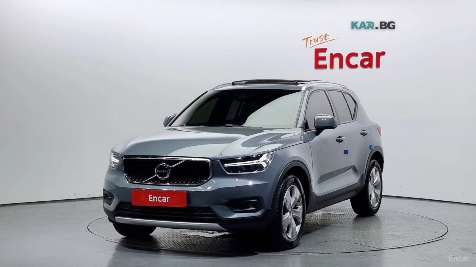 Volvo XC40 * MOMENTUM* ПАНО* KEYLESS* Camera* ПОДГРЕВ* 