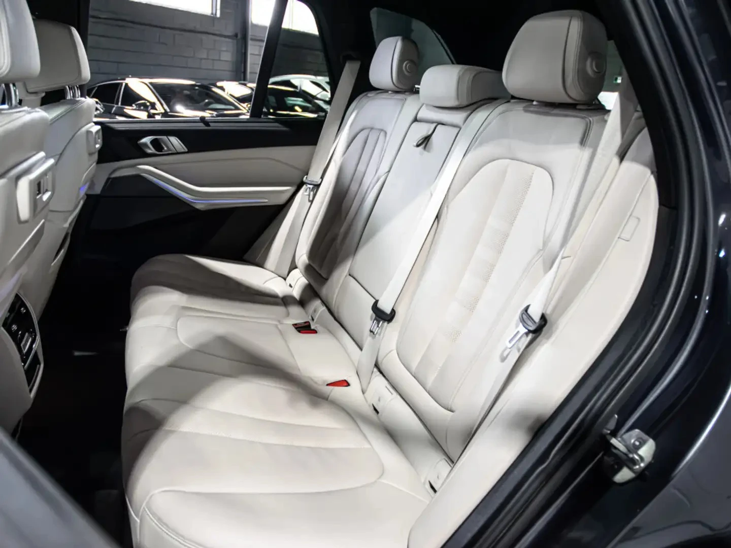 BMW X5 Xdrive40i M-PACK* LASER* HARMAN KARDON* HEADUP* SO, снимка 9 - Автомобили и джипове - 55180902