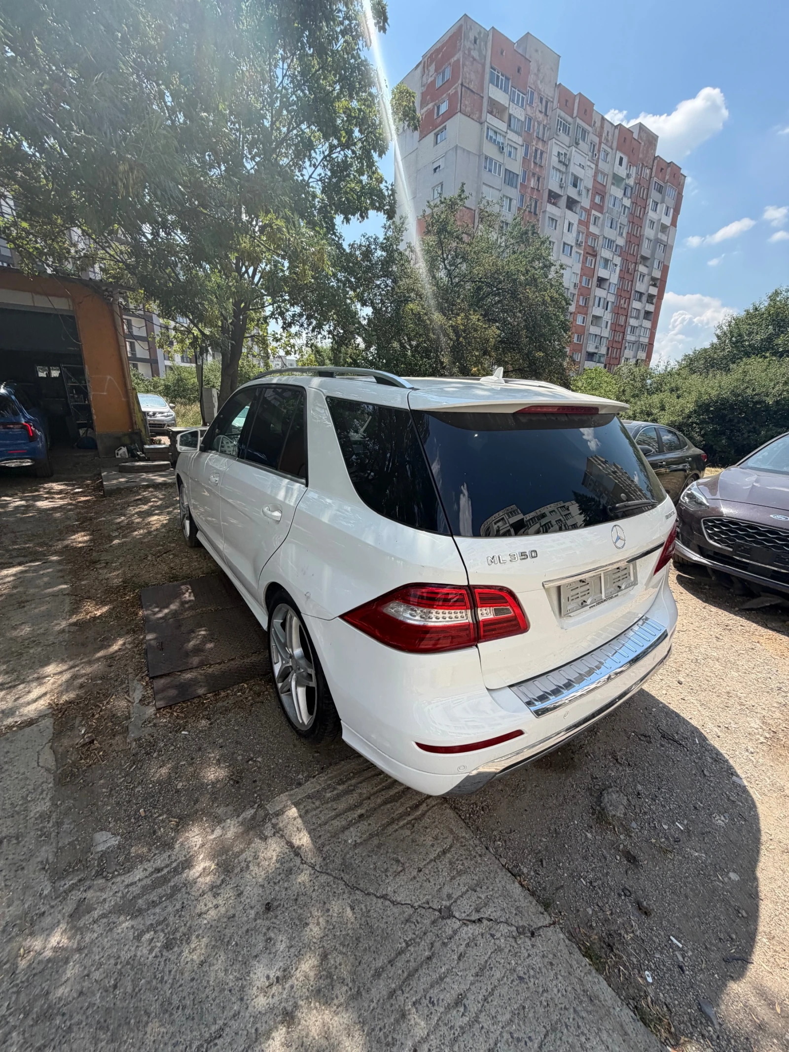 Mercedes-Benz ML 350 3.5CDI, снимка 4 - Автомобили и джипове - 55607823