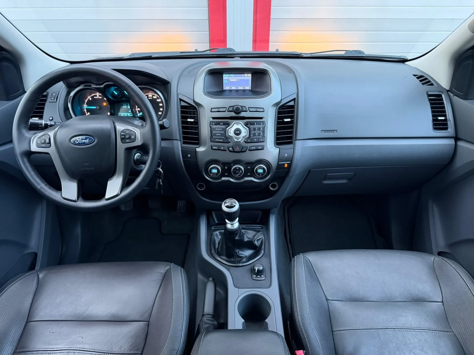 Ford Ranger 2.2TDCI LIMITED NAVI 6-SPEED EVRO 5B ЛИЗИНГ!!!, снимка 14 - Автомобили и джипове - 56166847