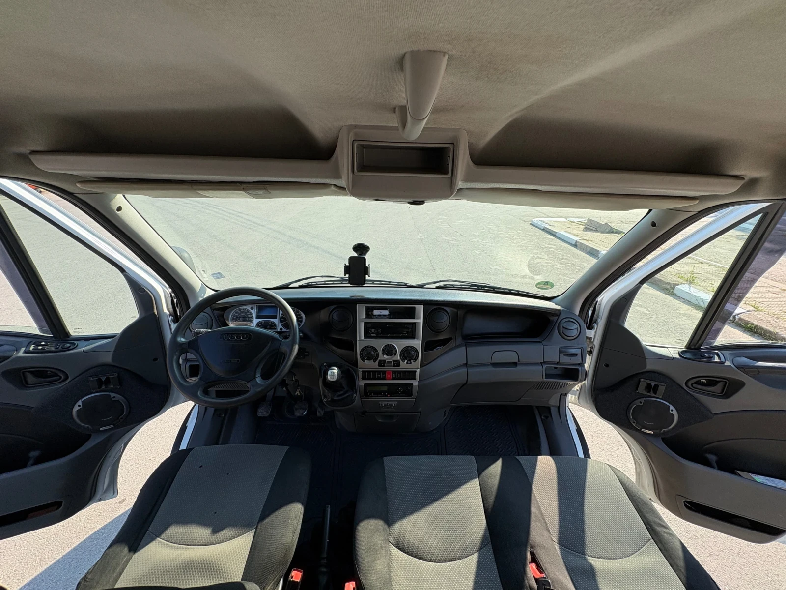 Iveco Daily 35S18 - изображение 10