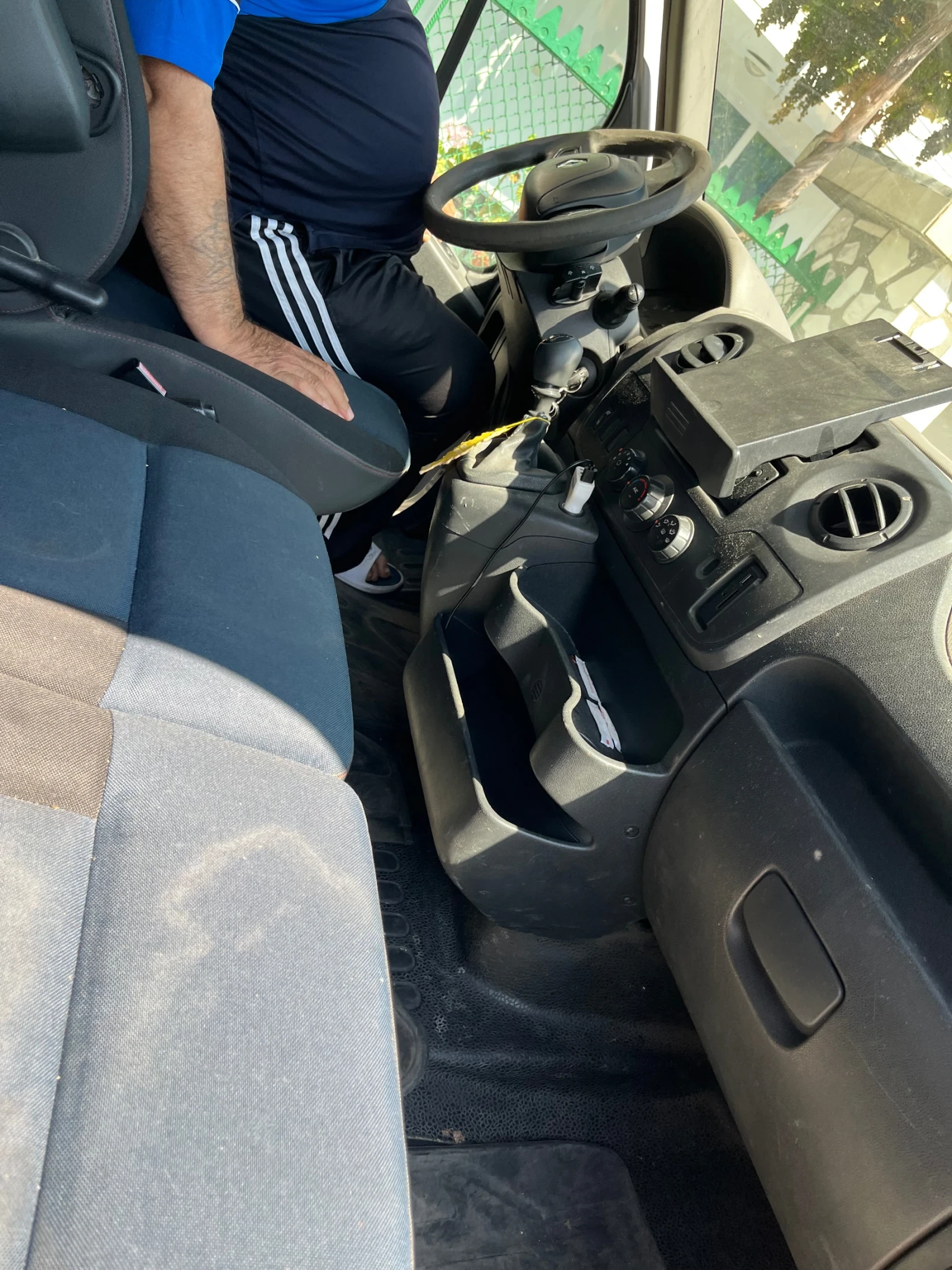 Renault Master, снимка 4 - Бусове и автобуси - 55736735