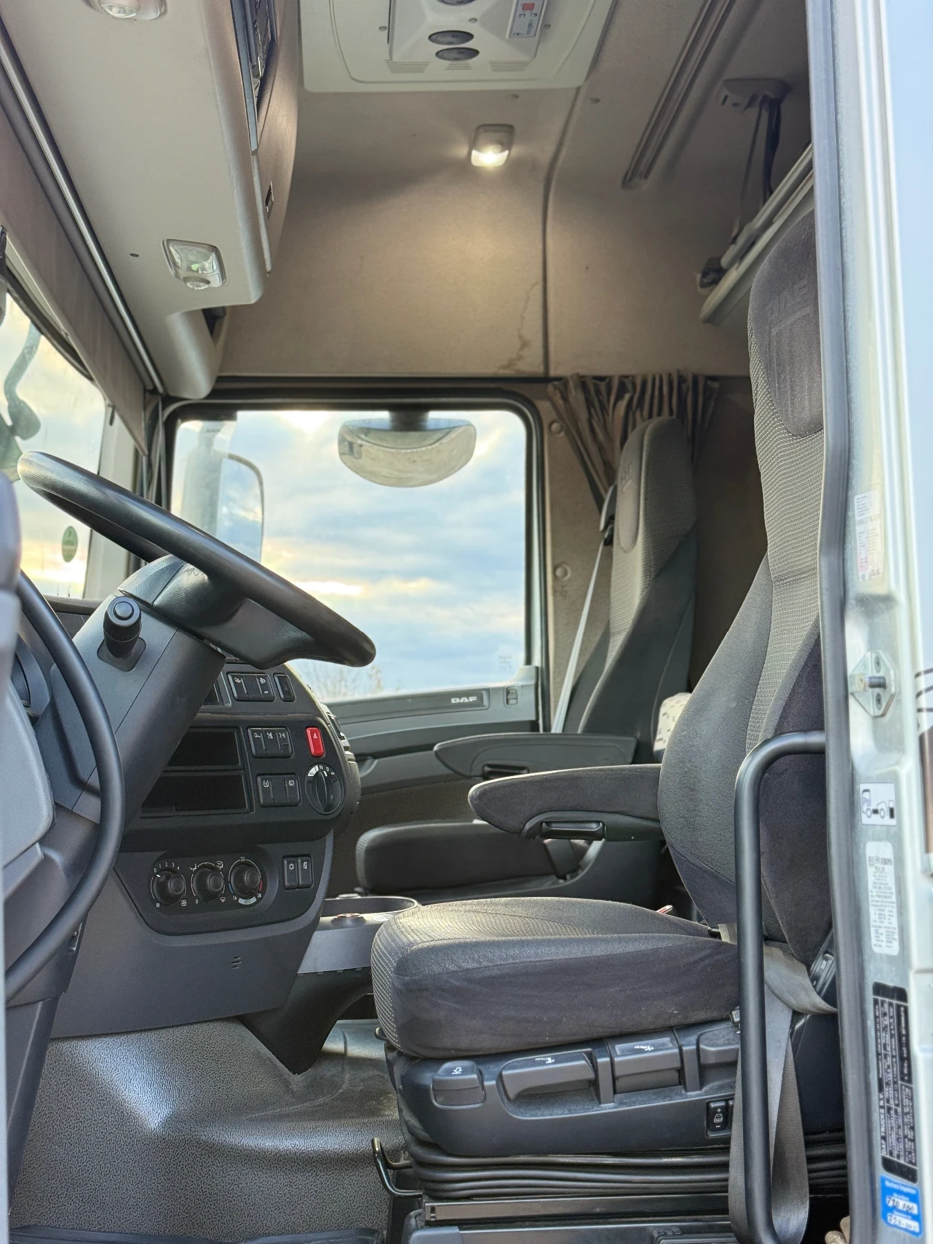 Daf XF XF 460* MEGA* 4X2* Euro6b* ОБСЛУЖЕН ОТ А ДО Я* * * - изображение 9