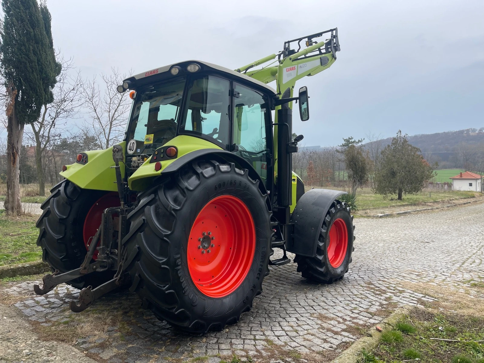 Трактор Claas ARION 420 С ТОВАРАЧ ЛИЗИНГ - изображение 8