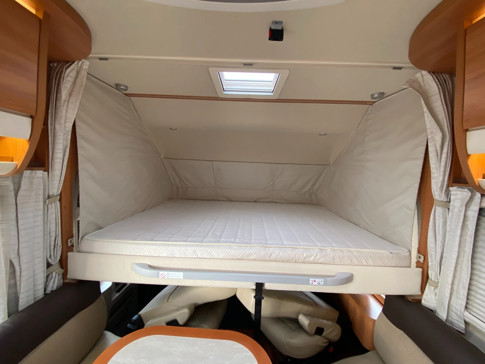 ������ HYMER / ERIBA SL 778 �������� ����� SAT | Mobile.bg � ����������� 13