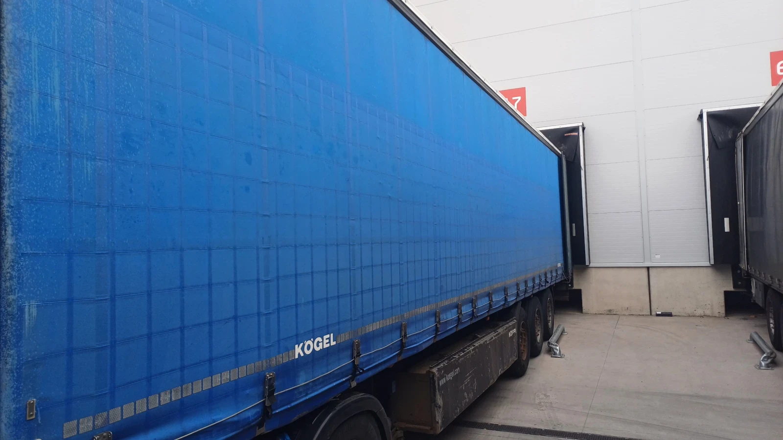 Полуремарке Koegel SN24 Стандартно , снимка 4 - Ремаркета - 54035749