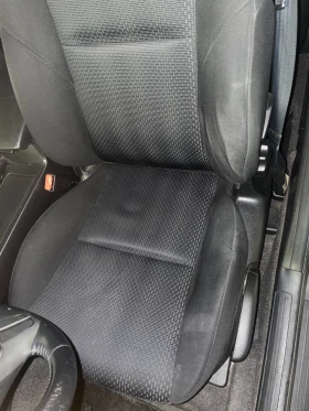 Mazda 3 1.6 109 к.с., снимка 3