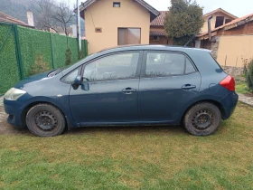Toyota Auris  - изображение 1