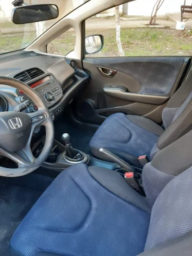 Honda Jazz - 3999 € / 7821.36 лв. - 37602199 6