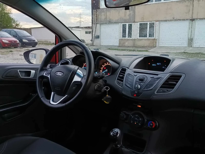 Ford Fiesta 1.25, снимка 15 - Автомобили и джипове - 46968358