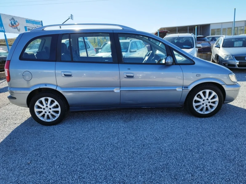 Opel Zafira 1.6 МЕТАН БЕНЗИН 101кс, снимка 6 - Автомобили и джипове - 47441692