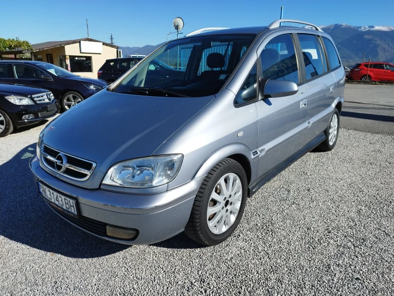 Opel Zafira 1.6 МЕТАН БЕНЗИН 101кс, снимка 9 - Автомобили и джипове - 47441692