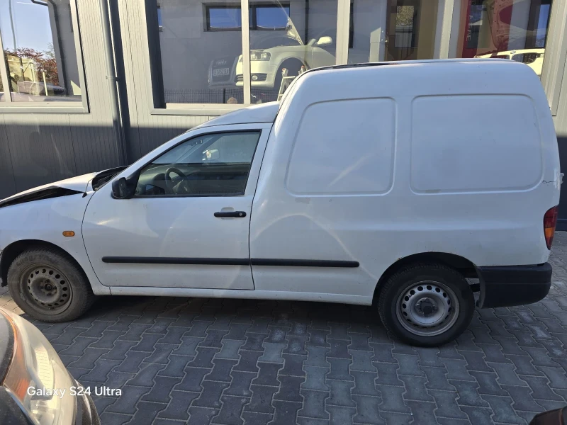 VW Caddy 1.9SDI, снимка 4 - Автомобили и джипове - 47891877