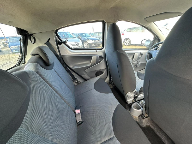 Toyota Aygo 1.0I EURO 4, снимка 11 - Автомобили и джипове - 48833022