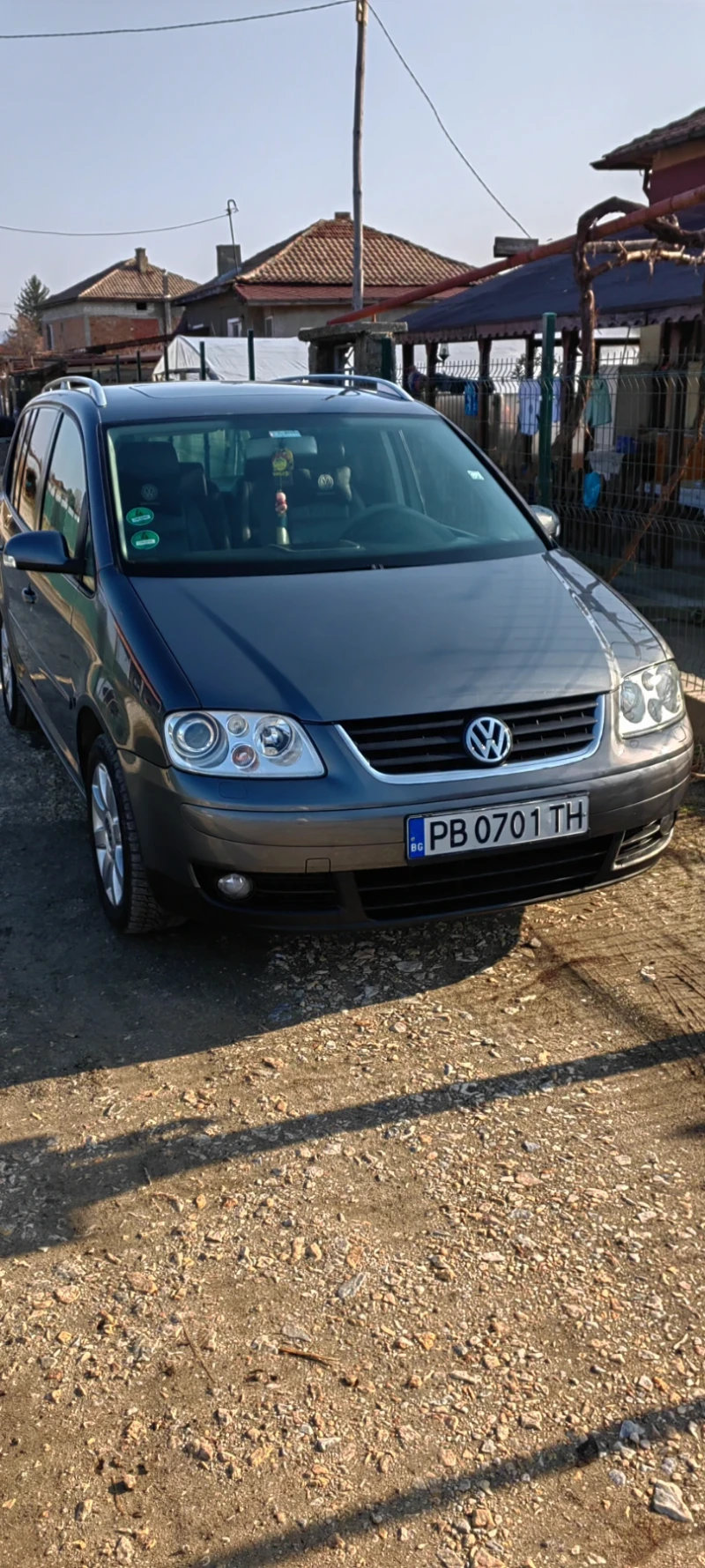 VW Touran, снимка 4 - Автомобили и джипове - 48972340