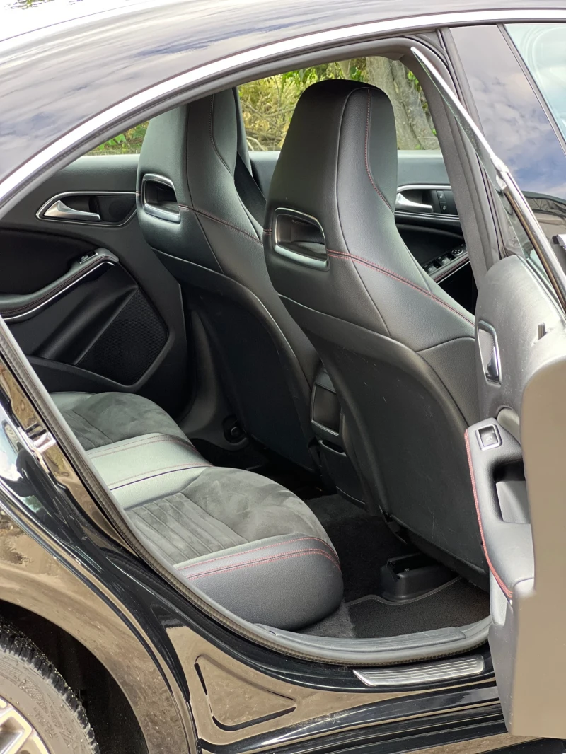 Mercedes-Benz CLA 180 AMG PACK, снимка 10 - Автомобили и джипове - 52460053