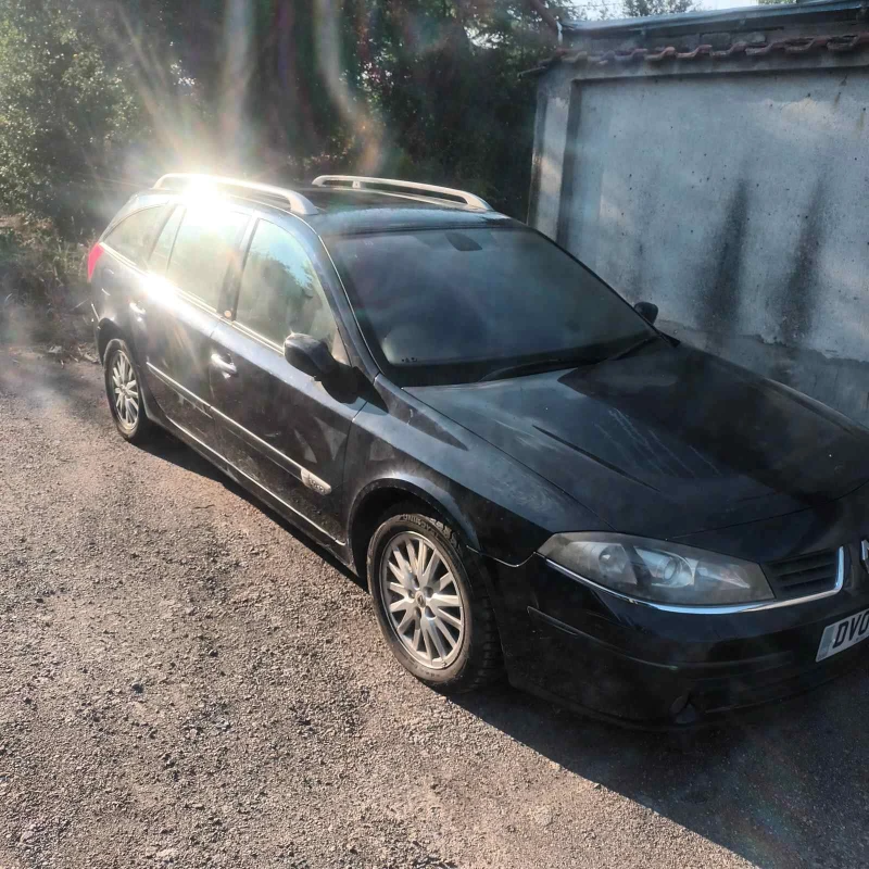 Renault Laguna 2.0 dci, снимка 2 - Автомобили и джипове - 51270094