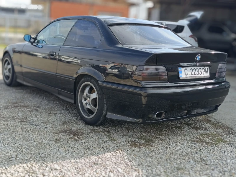 BMW 320, снимка 3 - Автомобили и джипове - 52799368