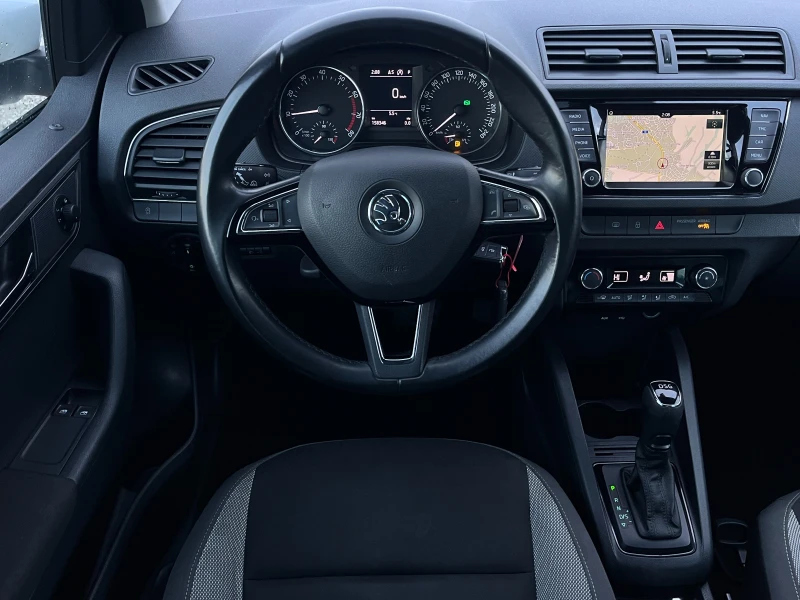 Skoda Fabia 1.2i - АВТОМАТИК - EURO6B, снимка 9 - Автомобили и джипове - 52820037