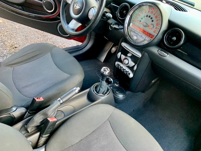 Mini Cooper 1.6i 120к.с 2008, снимка 5 - Автомобили и джипове - 53013294