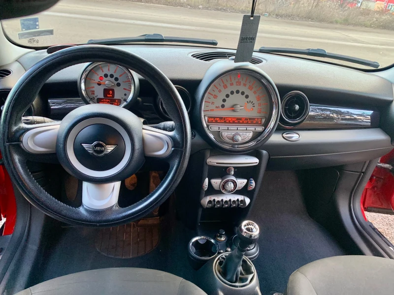 Mini Cooper 1.6i 120к.с 2008, снимка 8 - Автомобили и джипове - 53013294