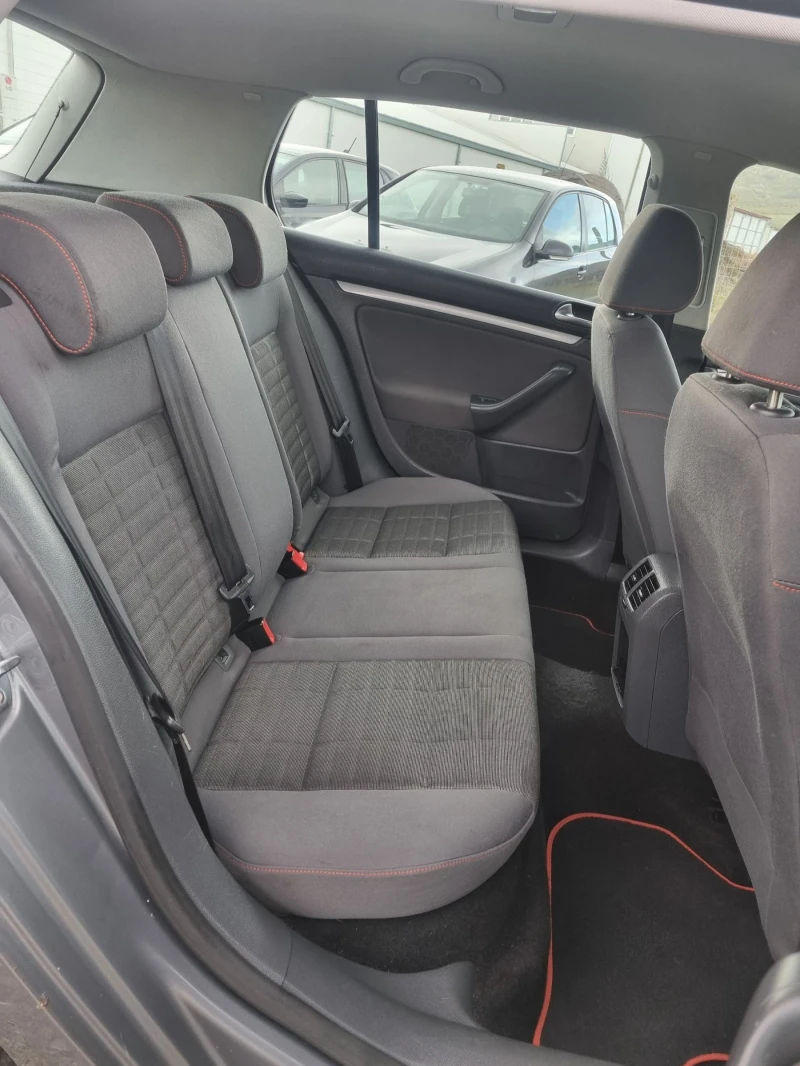 VW Golf 1.9tdi 105 коня, снимка 11 - Автомобили и джипове - 53024862