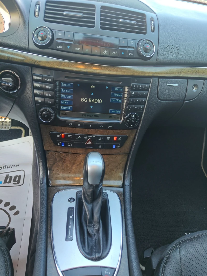 Mercedes-Benz E 320, снимка 12 - Автомобили и джипове - 53068517