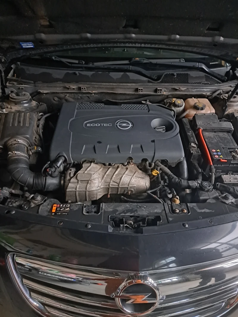 Opel Insignia, снимка 3 - Автомобили и джипове - 53169235