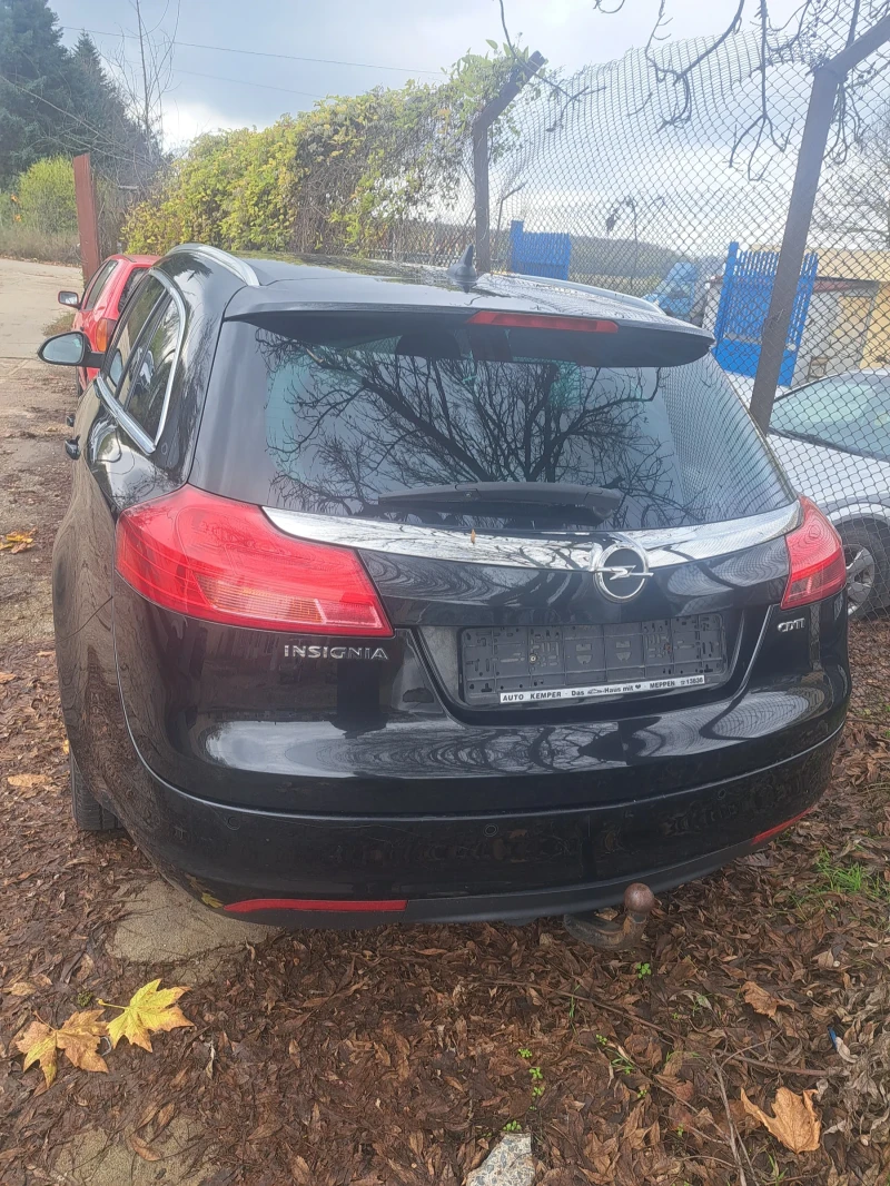 Opel Insignia, снимка 2 - Автомобили и джипове - 53169235
