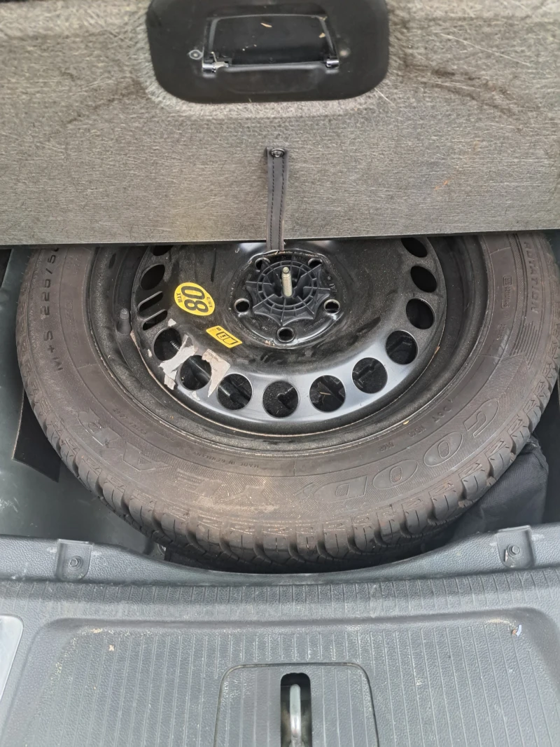 Opel Insignia, снимка 12 - Автомобили и джипове - 53169235