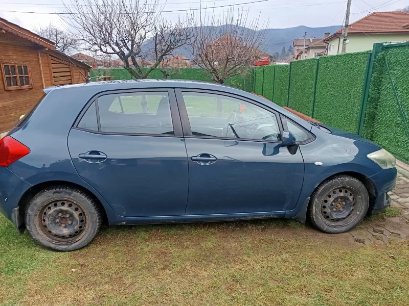 Toyota Auris, снимка 2 - Автомобили и джипове - 53293352