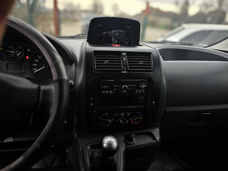 Peugeot Expert 2.0hdi/130ks/2016g, снимка 11 - Автомобили и джипове - 53483824