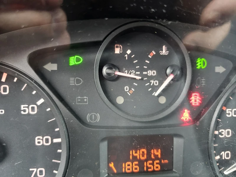 Peugeot Expert 2.0hdi/130ks/2016g, снимка 12 - Автомобили и джипове - 53483824