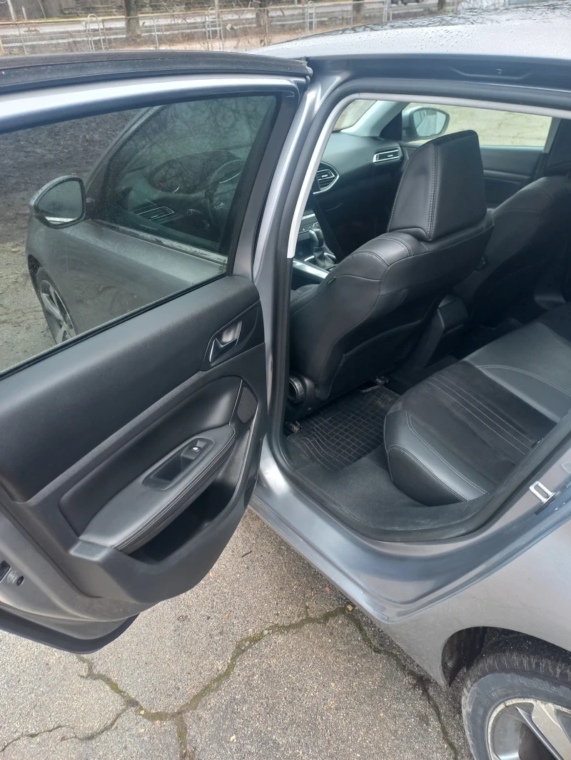 Peugeot 308 1.2, снимка 7 - Автомобили и джипове - 53490666