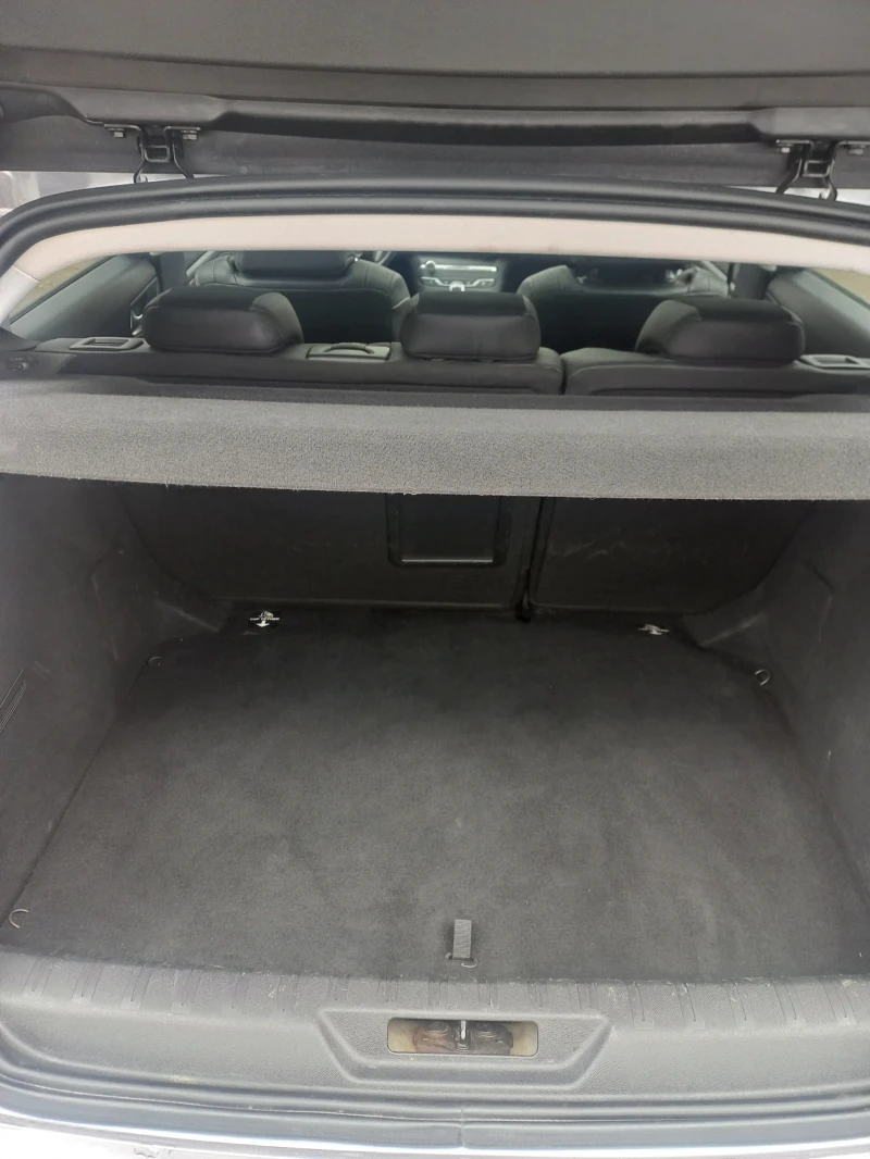 Peugeot 308 1.2, снимка 9 - Автомобили и джипове - 53490666
