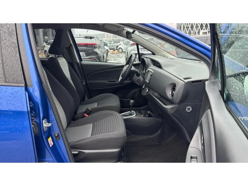 Toyota Yaris 1.5HSD LUNA, снимка 6 - Автомобили и джипове - 54777514