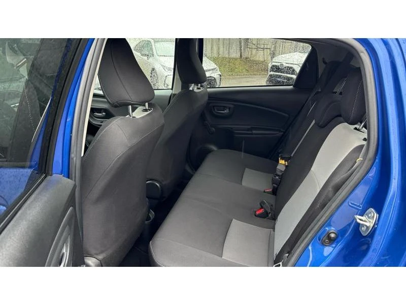 Toyota Yaris 1.5HSD LUNA, снимка 11 - Автомобили и джипове - 54777514