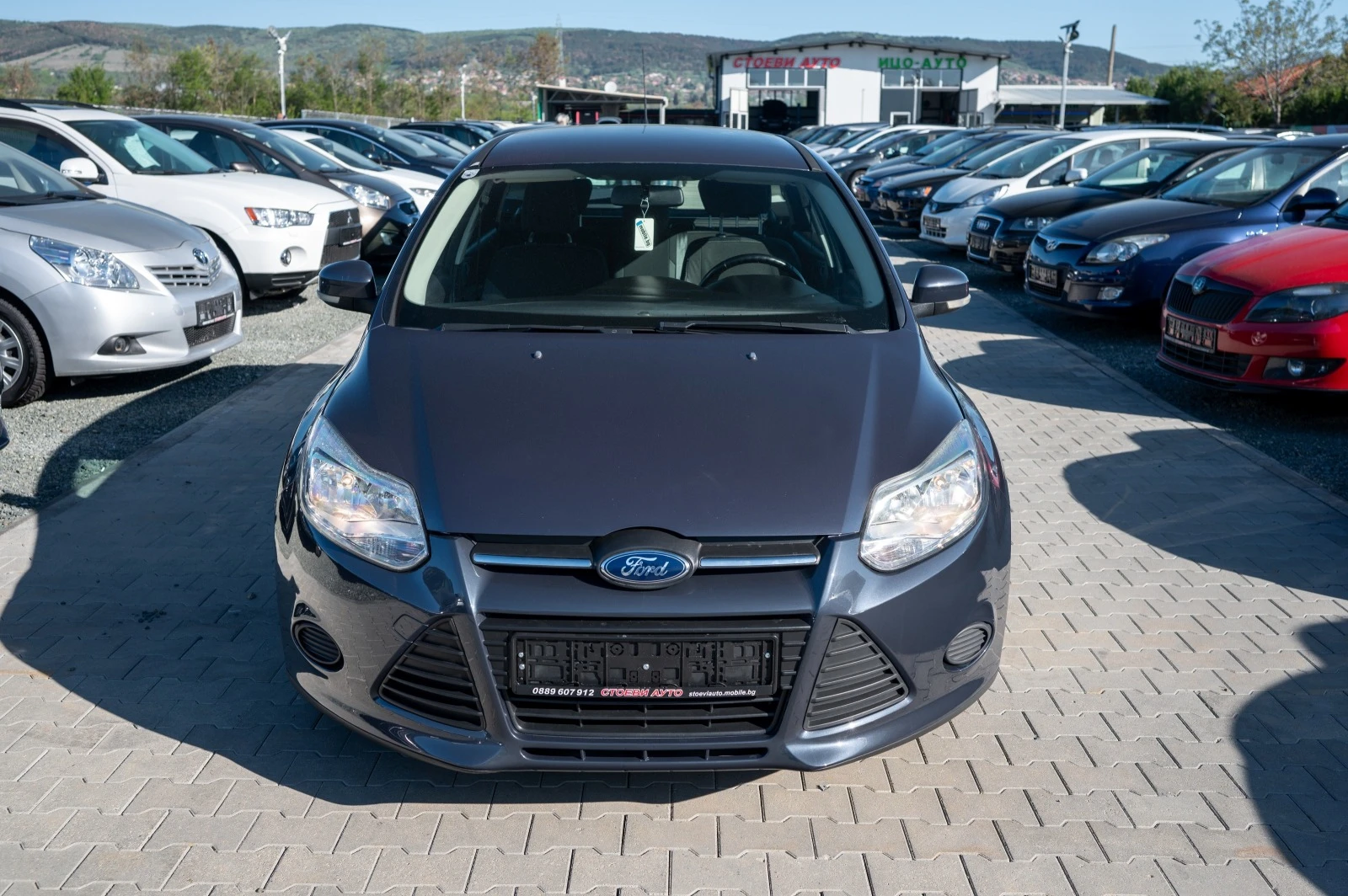 Ford Focus 1.6* 2012г* фейслифт - изображение 3