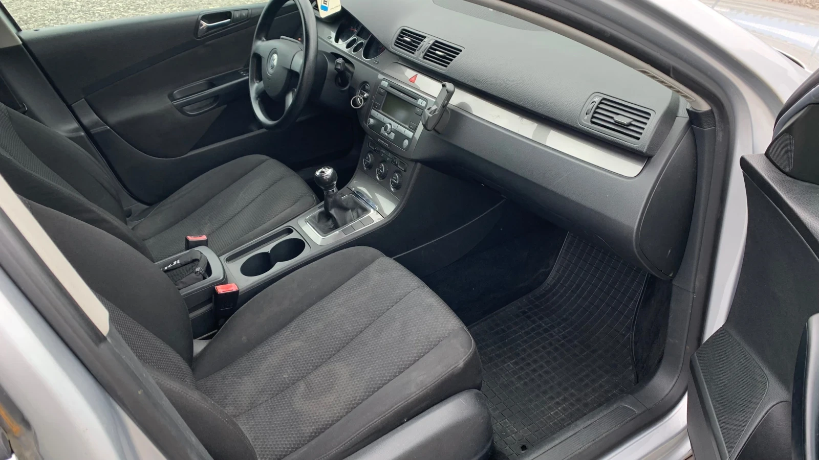 VW Passat 1.9TDI* 105HP - изображение 10