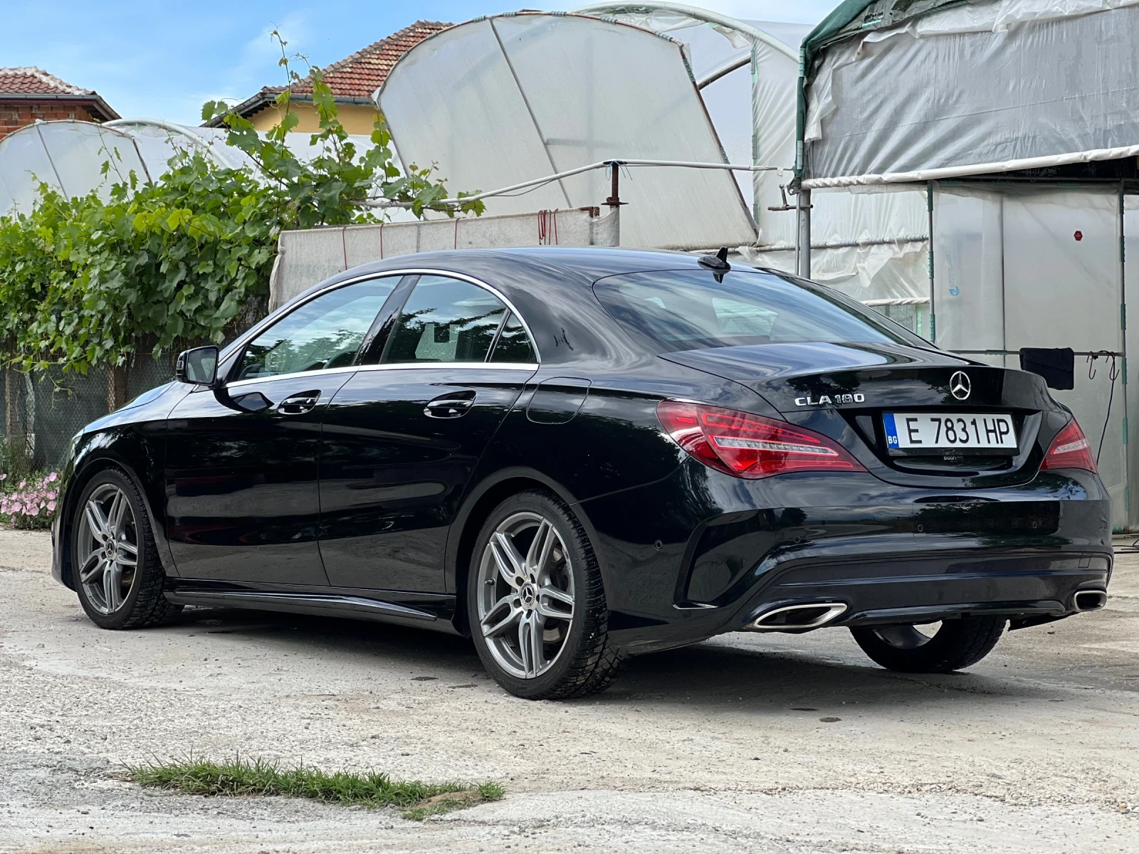 Mercedes-Benz CLA 180  - изображение 6