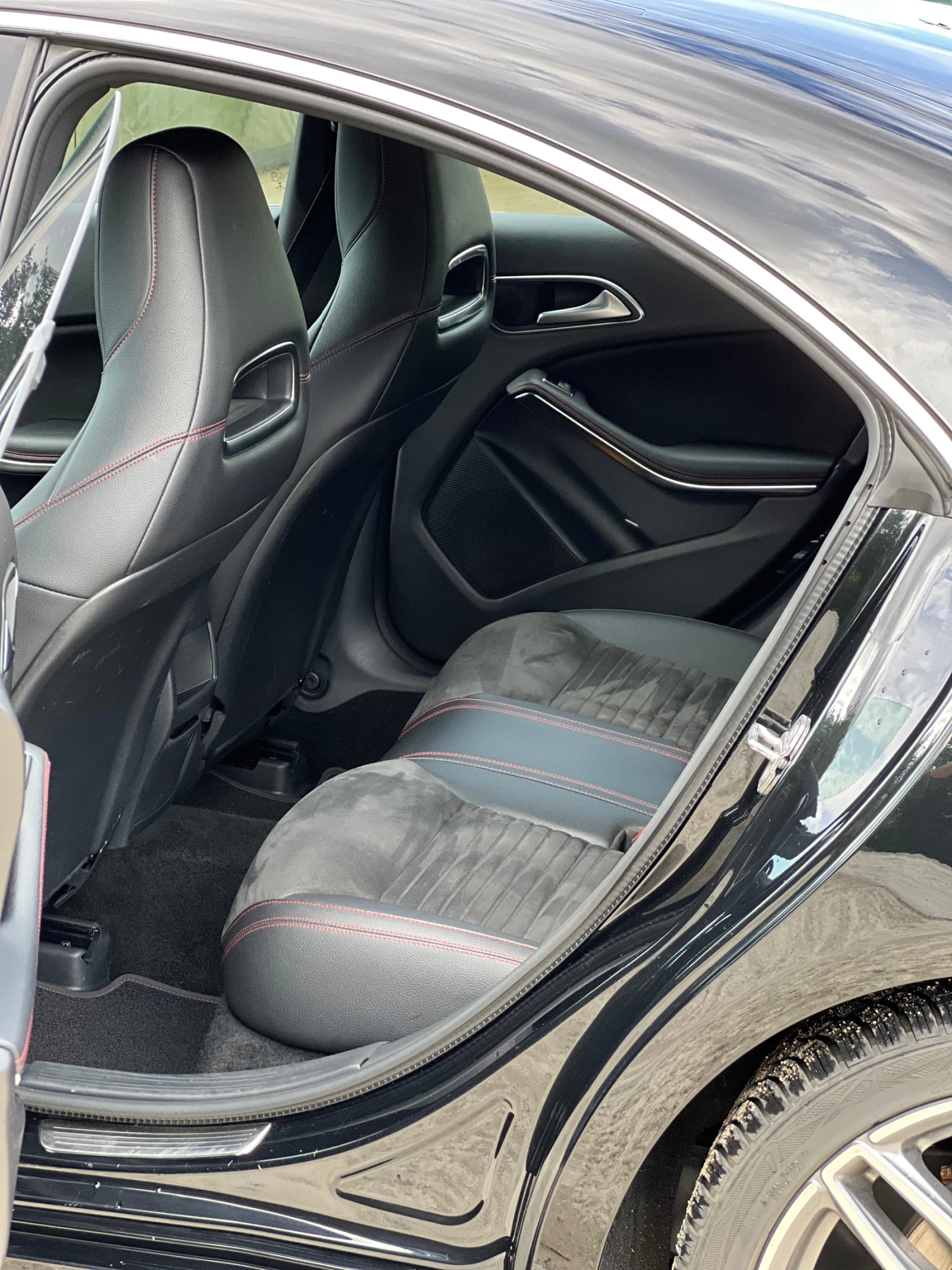 Mercedes-Benz CLA 180  - изображение 9