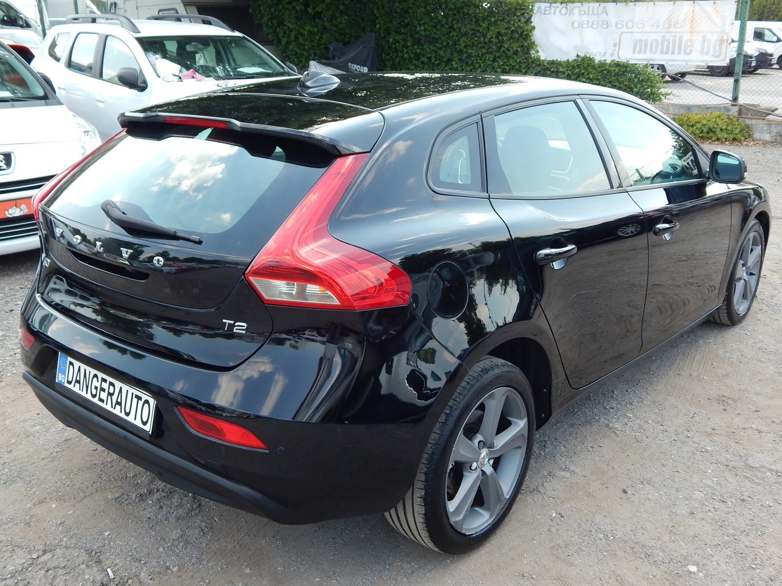 Volvo V40 2.0i - изображение 4