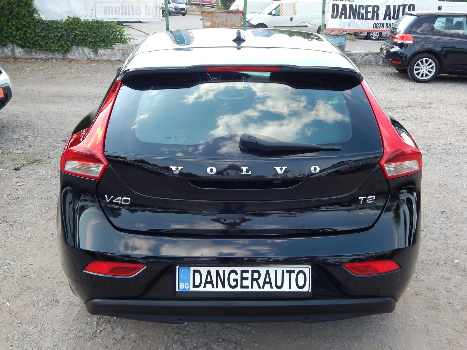 Volvo V40 2.0i - изображение 5