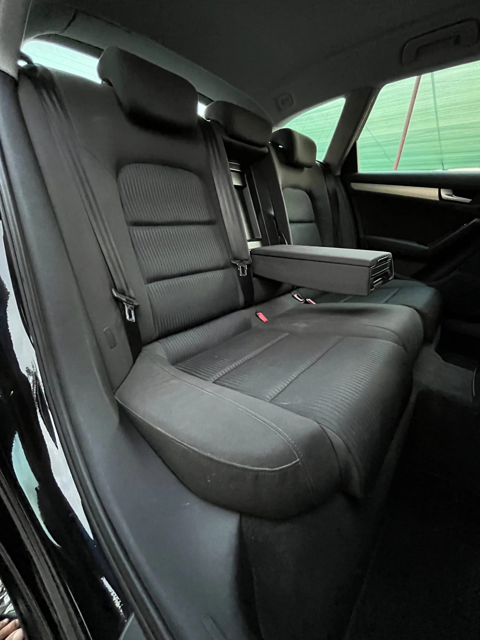 Audi A4 2.0D* 143HP* FACELIFT* FULL LED* СОБСТВЕН ЛИЗИНГ - изображение 9